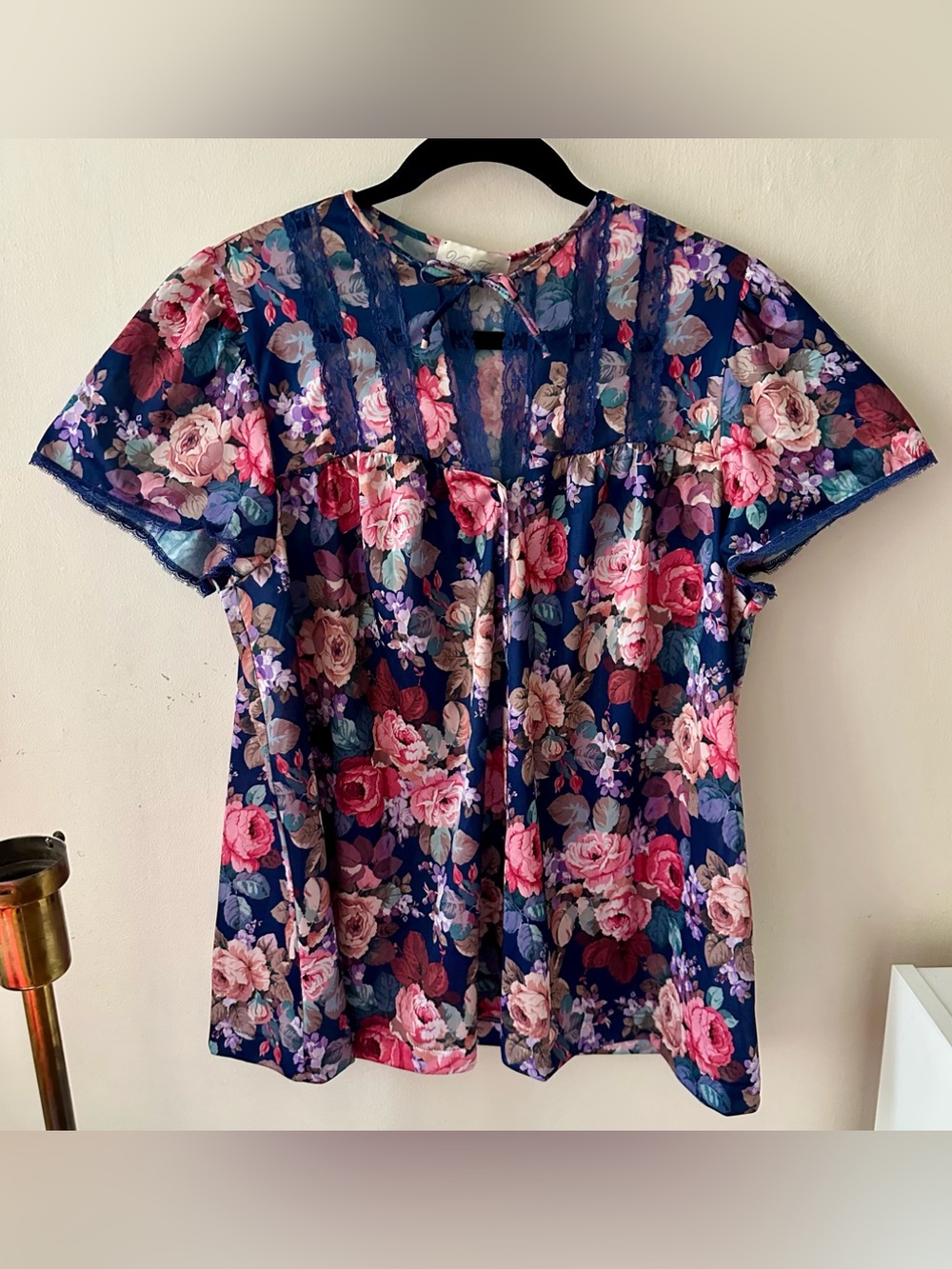Vtg Vanity Fair Navy Blue & Pink Floral Multicolored Lace Yoke Blouse Top Sz L